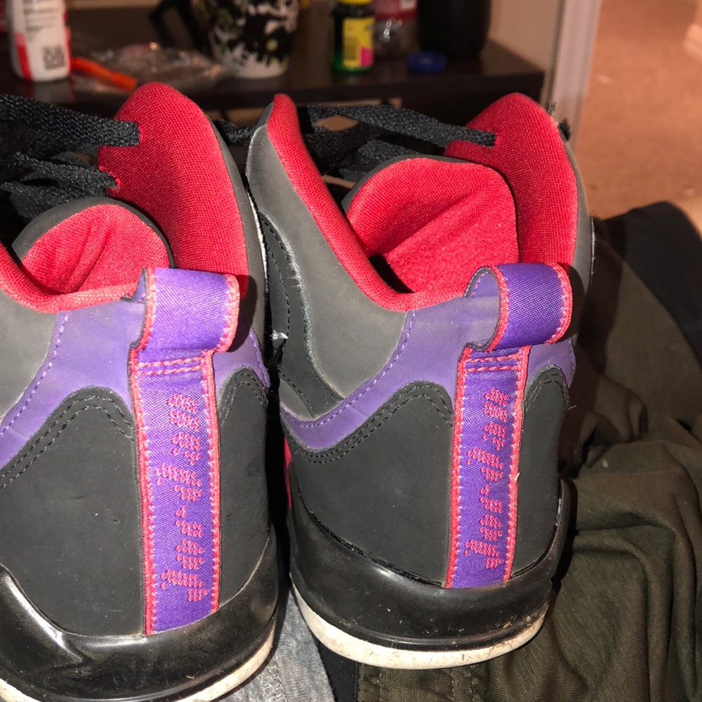 Jordan shoes - Picture 2 of 3